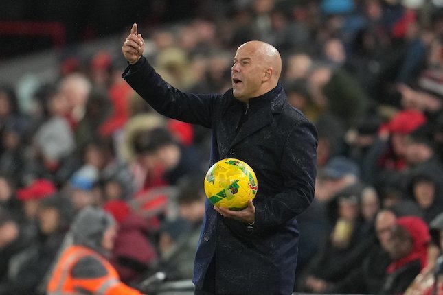 Liverpool kembali menelan kekalahan di Kandang : Arne slot angkat biacara : Ini Tanggung Jawab Saya