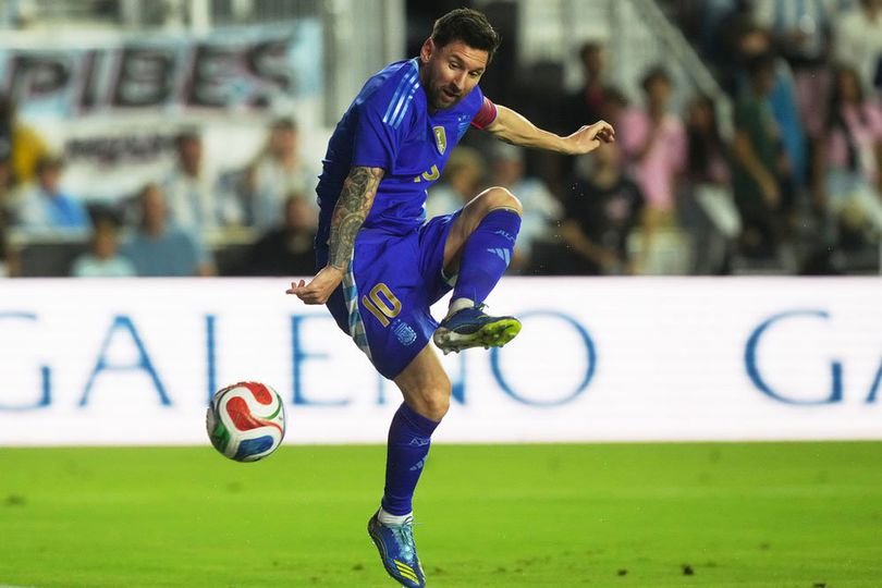 library_upload_21_2025_10_996x664_lionel-messi-puerto-_73efbf3