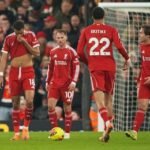 Liverpool hancur dan berantakan : Rekor sejak tahun 1953 runtuh saat dipermalukan PSV di kandang sendiri