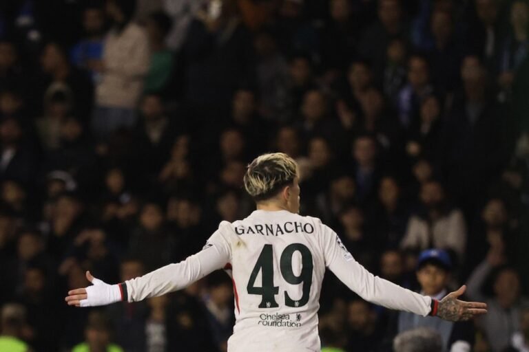 library_upload_21_2025_11_996x664_alejandro-garnacho_393876e