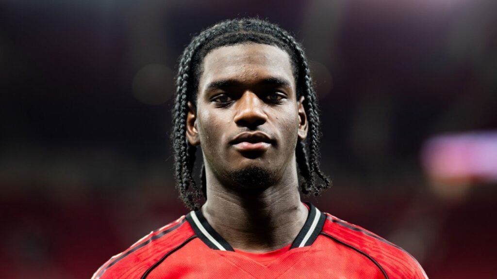 Kala Bek Muda MU ini Sukses Buat Roy Keane Angkat Topi