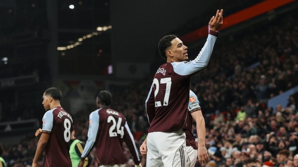 Tumben! Roy Keane Puji Manchester United yang Kalah dari Aston Villa!