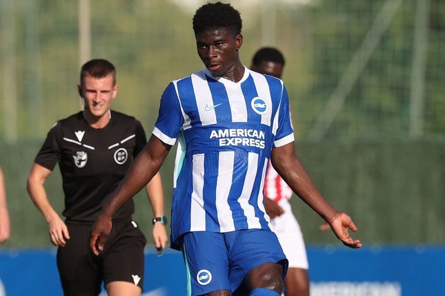 Ingin Jadi yang Terbaik di Dunia, Gelandang Incaran Man United Ini Berguru ke Rodri