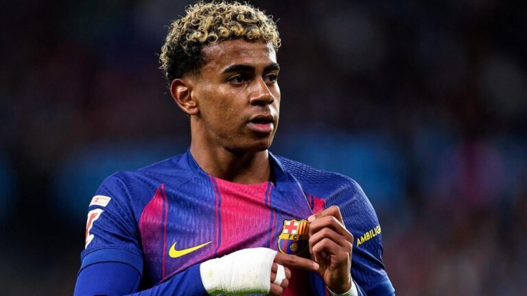 Hansi Flick nyatakan Lamine Yamal siap untuk di turunkan Jelang laga Final Super Copa Spanyol melawan Real Madrid