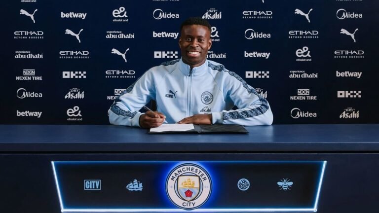 Solusi Krisis Lini Belakang, Man City Resmikan Marc Guehi Seharga 20 Juta