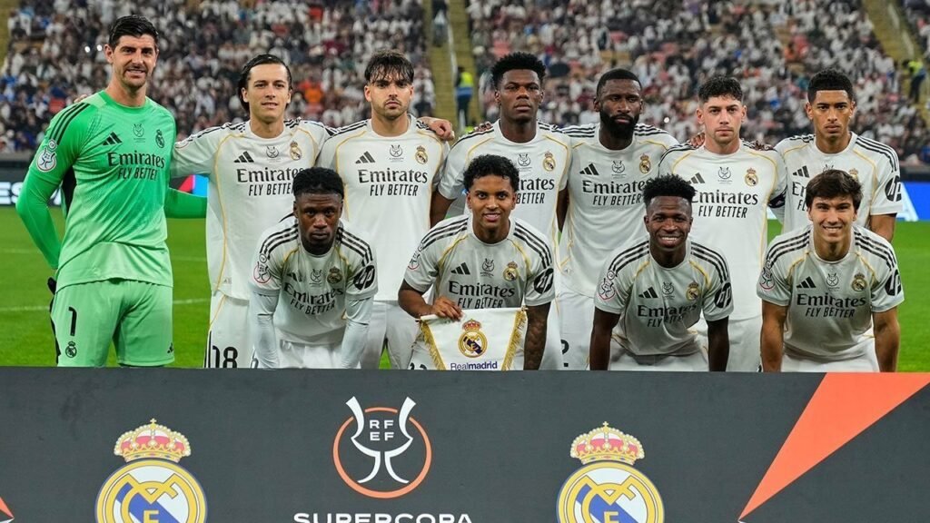 2 Momen Panas Warnai Derby Madrid di Jeddah: Valverde Menggila, Vinicius Berkonflik Dengan Simeone