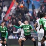 Jay Idzes Tundukkan Emil Audero dalam Duel Sassuolo vs Cremonese