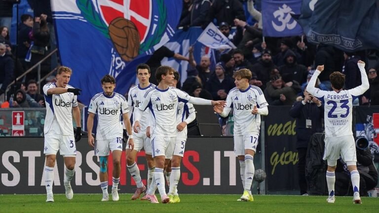 Como Pesta Gol ke Gawang Pisa, Tapi Fabregas Enggan Bicarakan Scudetto: Masih Ada Inter, Milan, dan Juventus!