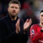 Michael Carrick Full Senyum, Puji Benjamin Sesko: Mentalitas Monster Gol!