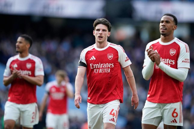 Arsenal Kian Pede Juara